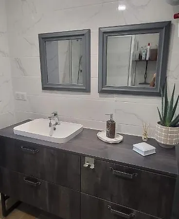 Superbe T2 Avec Balcons, Vieux Port, Hyper Centre Lägenhet