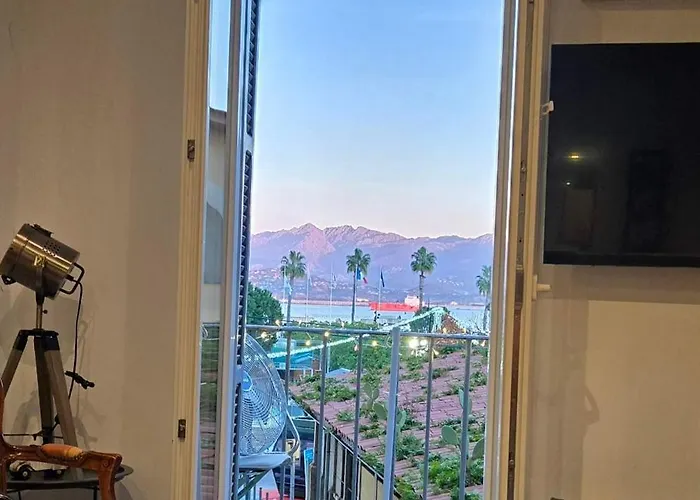 Superbe T2 Avec Balcons, Vieux Port, Hyper Centre * 阿雅克肖